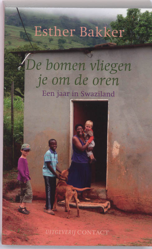 boekenbalie_9789025418236_cover De Bomen Vliegen Je Om De Oren