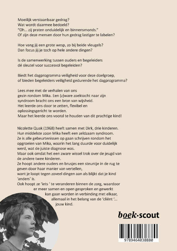 Mika, verbinder zonder woorden achterkant