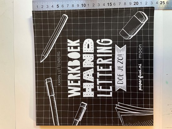 Handlettering box
