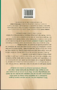 Een moslima ontsluiert achterkant