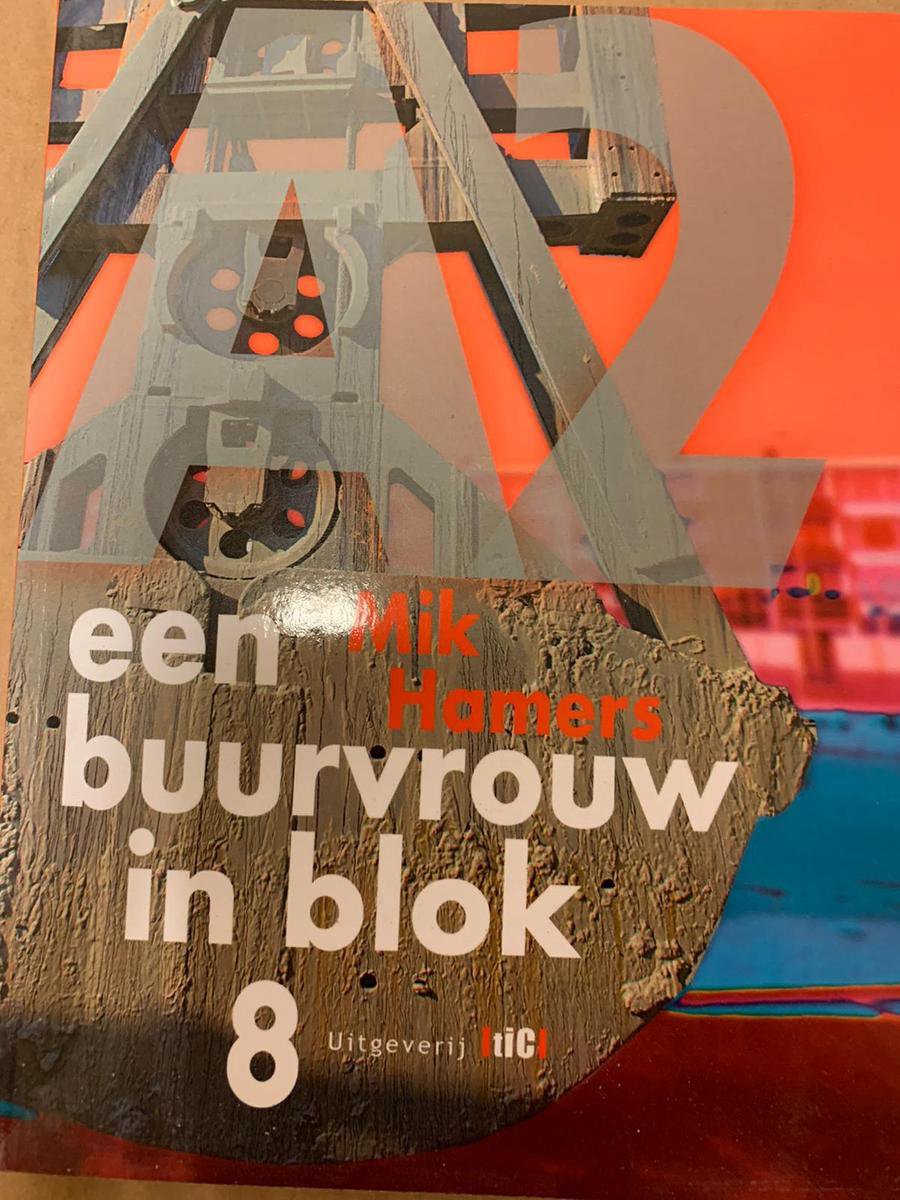 Een buurvrouw in blok 8