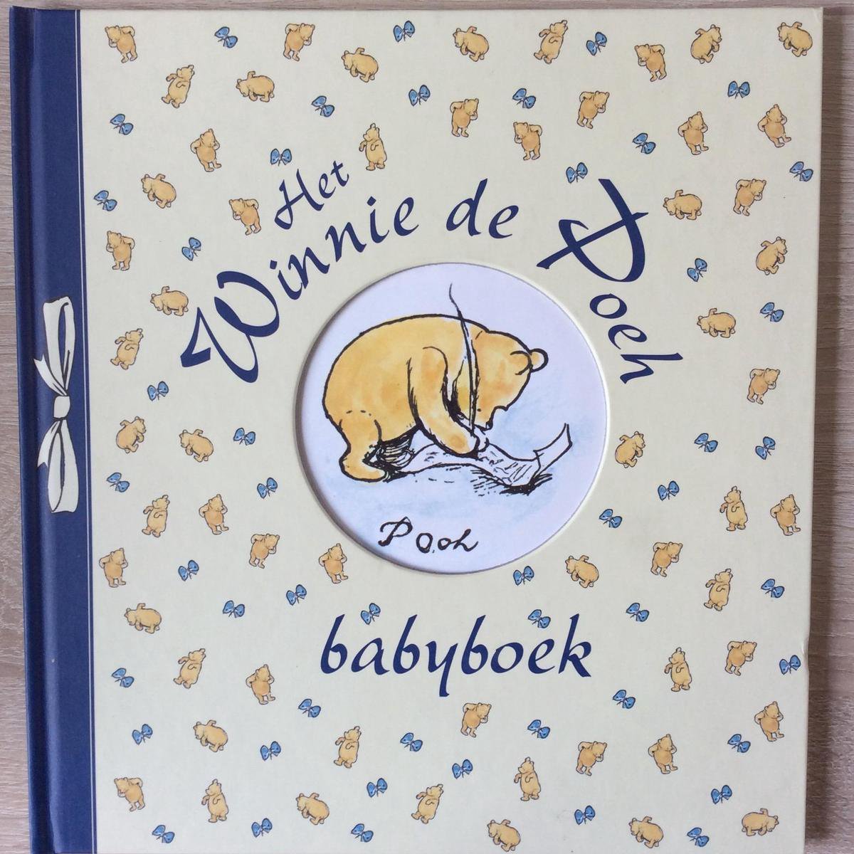 Winnie De Poeh Babyboek