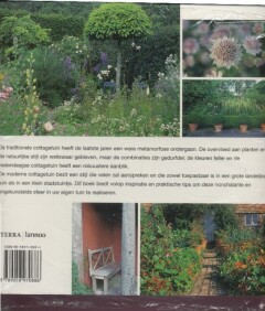 De cottagetuin nieuwe stijl achterkant