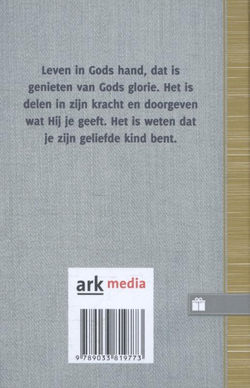 In zijn hand achterkant
