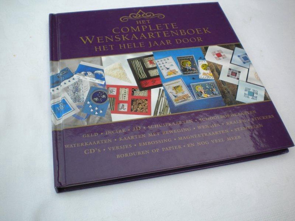 Het Complete Wenskaartenboek - het hele jaar door
