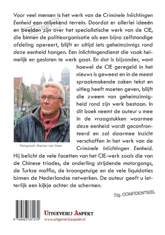 CIE 'Spin in het web' GLB achterkant