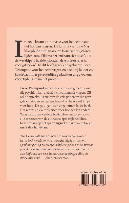 Beschuldigd van gifmoord achterkant