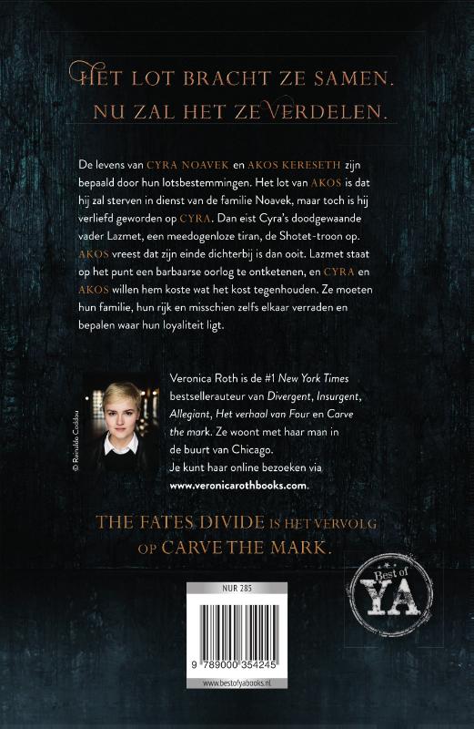 The fates divide / Carve the mark / 2 achterkant