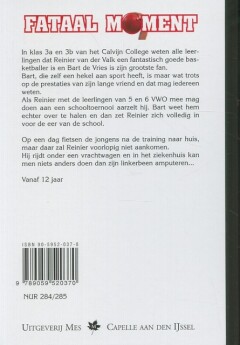 FATAAL MOMENT achterkant