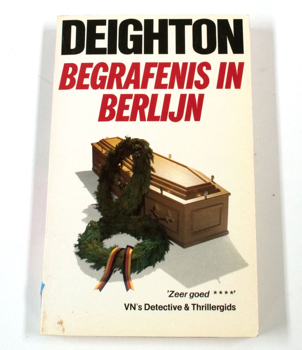 Len Deighton Begrafenis In Berlijn