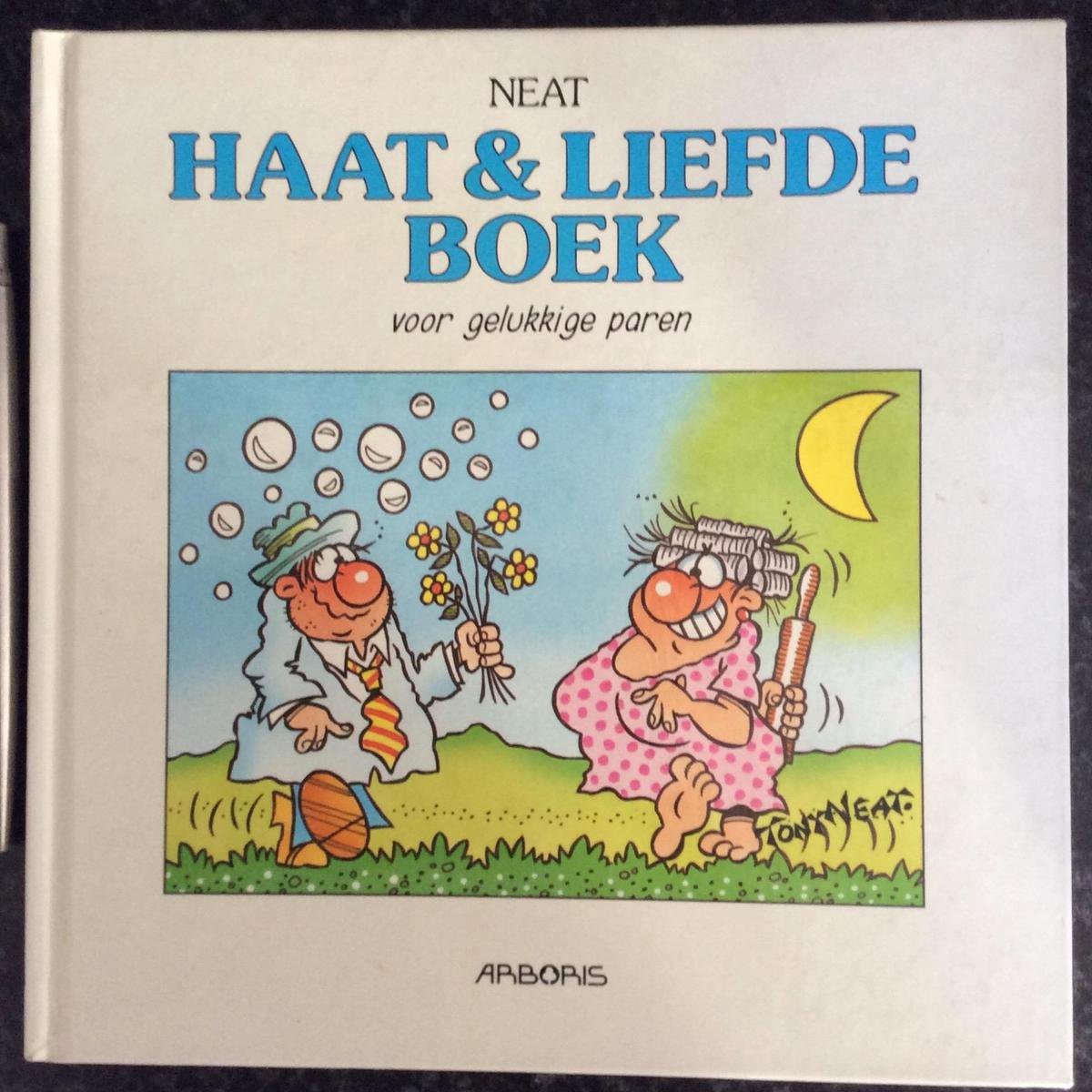 Cartoons boek / HAAT EN LIEFDE