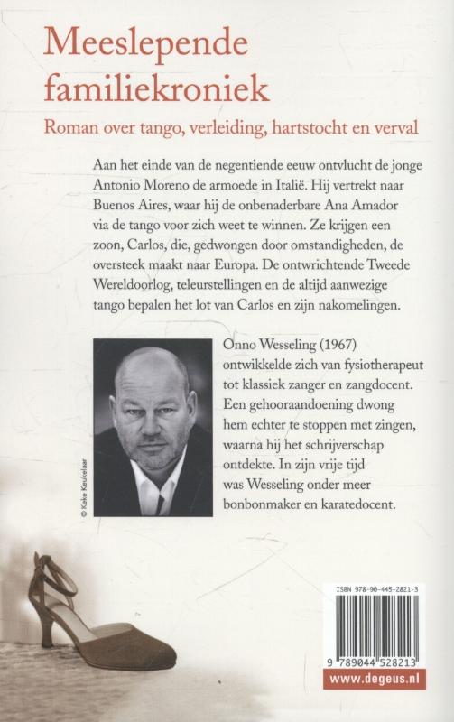 De eeuw van Carlos Moreno Amador De eeuw van Carlos Moreno Amador achterkant