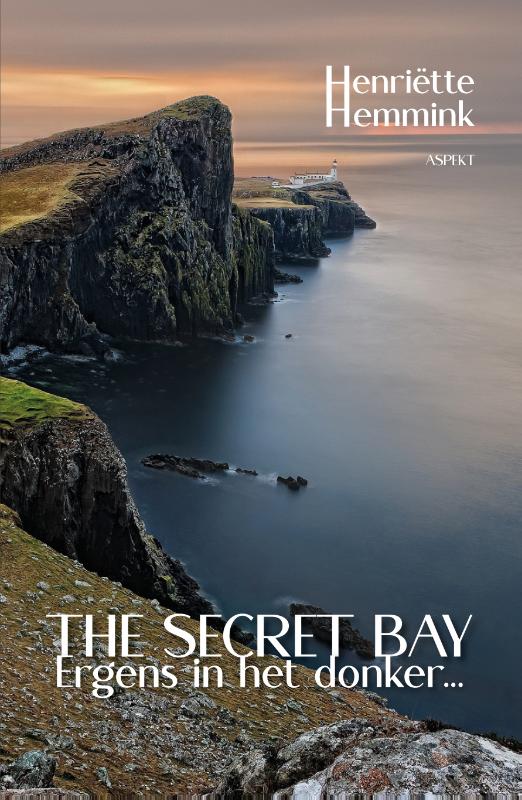 The Secret Bay 1 - Ergens in het donker...