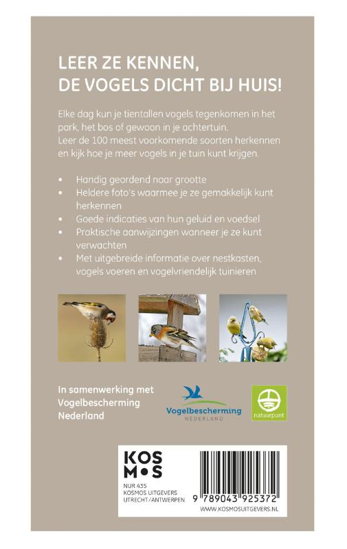Vogels in en rond de tuin achterkant