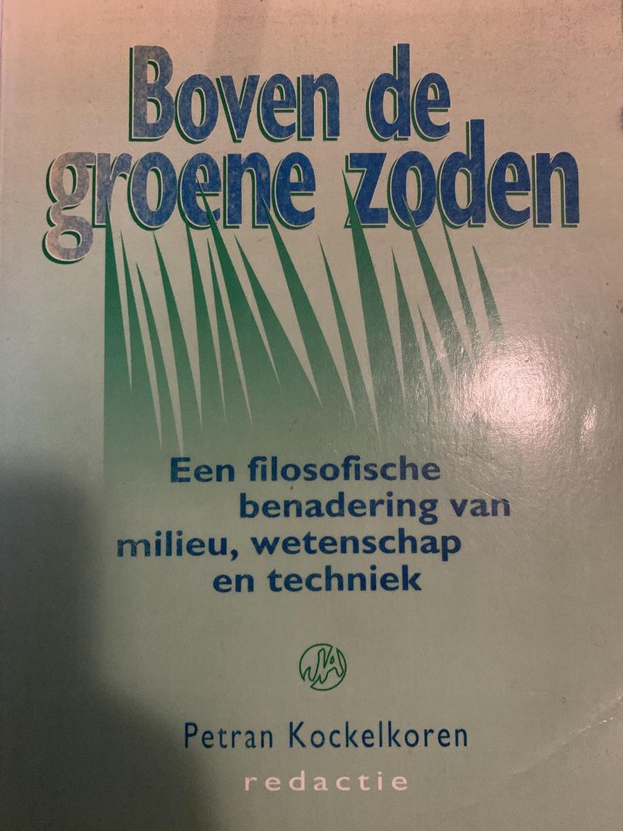 Boven de groene zoden