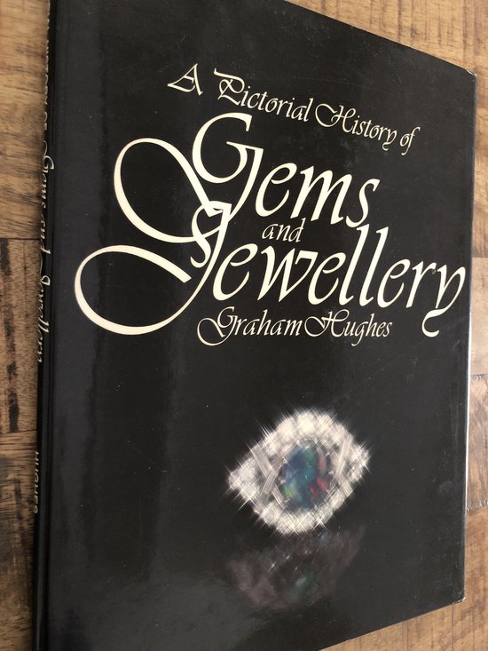 Gems & jewellery: A pictorial history
