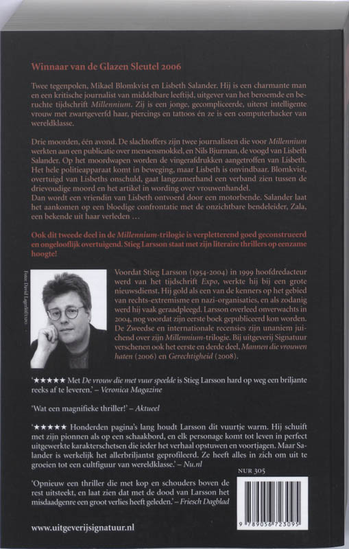 De vrouw die met vuur speelde  De vrouw die met vuur speelde  achterkant