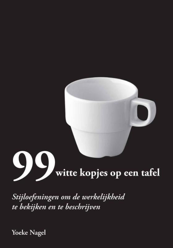 99 Witte Kopjes Op Een Tafel