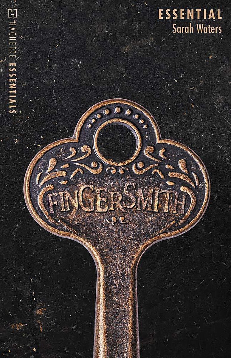Fingersmith Hachette Essentials