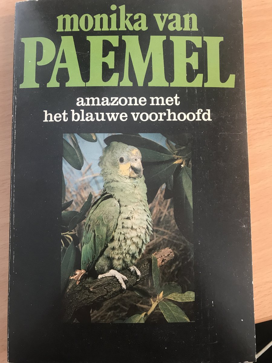 boekenbalie_9789023654506_cover Amazone met het blauwe voorhoofd