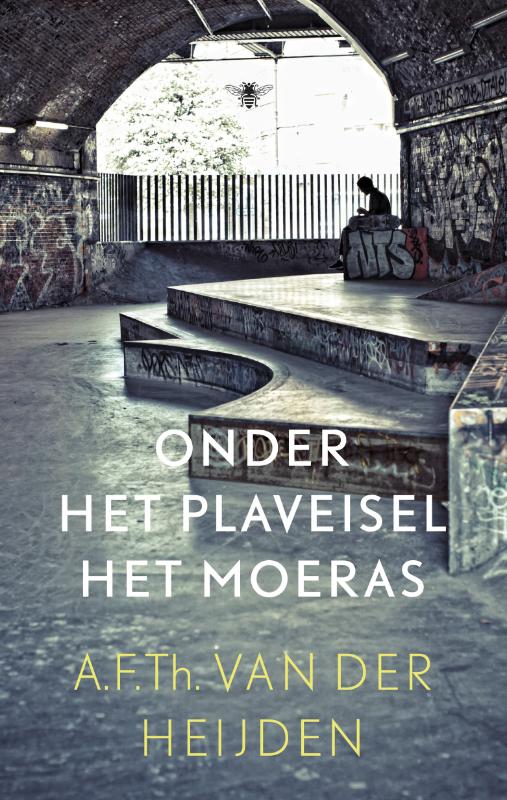 Onder het plaveisel het moeras / De tandeloze tijd / 3, 2e boek