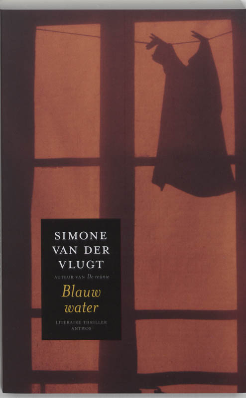 Blauw water Simone van der Vlugt