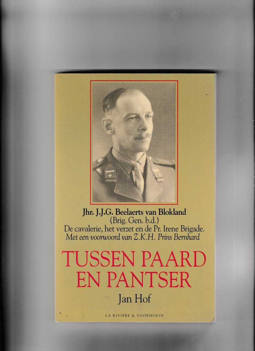 Hof Tussen Paard En Pantser thumbnail